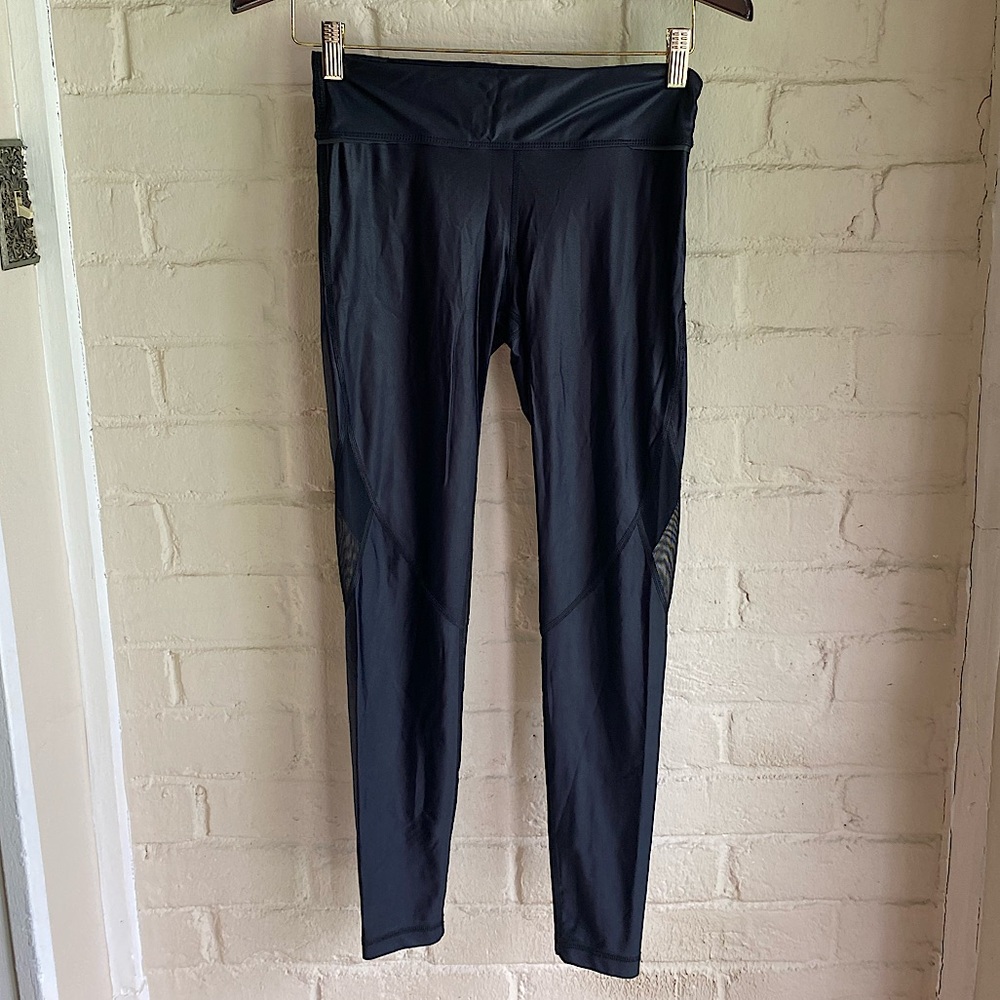 Alala sleek shiny black stretchy size small mesh detail workout yoga leggings